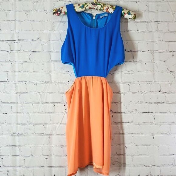 Tobi Syrup-Dipity Peach & Country Sky Cut Out Mini Dress Size Medium - Picture 5 of 9